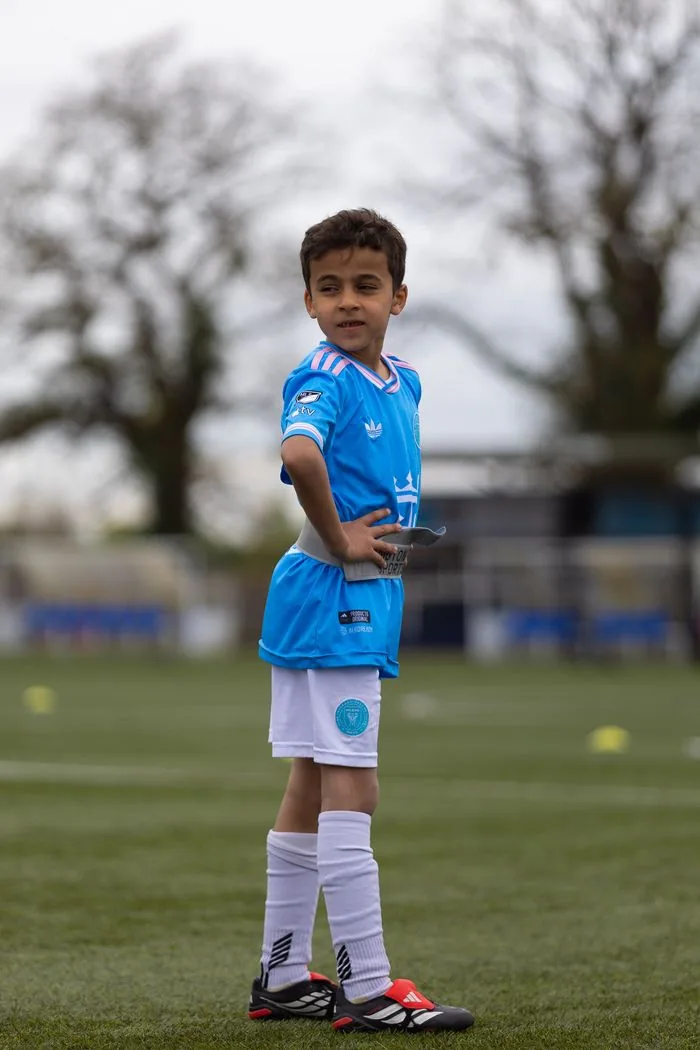 Young U8 athlete wearing Photon Sports sensor vest ready for EPP speed assessment Birmingham